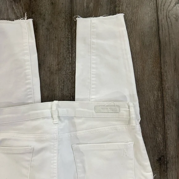 Articles Of Society Women's Crisp White Ankle Jeans - Picture 6 of 11